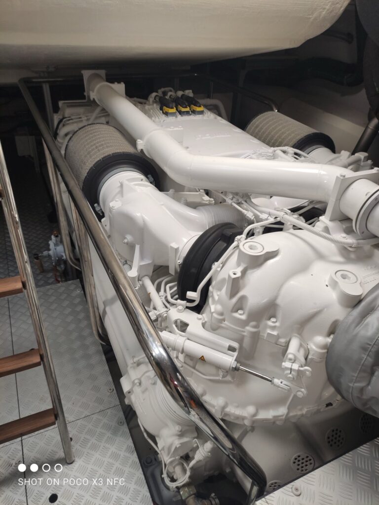Rhodes Marine Diesel (11)
